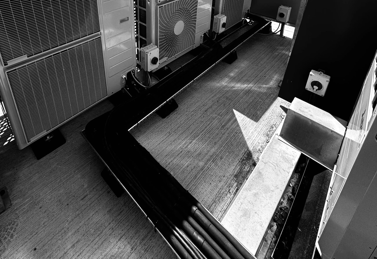 Pipework and Tray